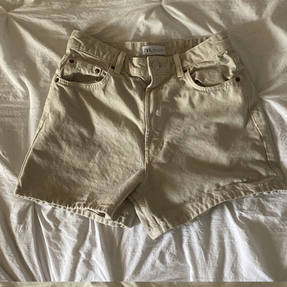 Zara mom shorts